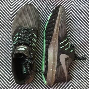 Nike FitSole RunSwift Sneaker